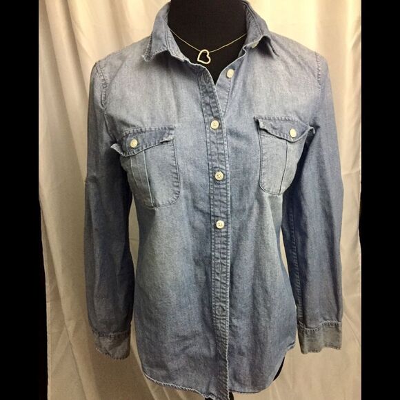 Nice jeans shirt by J. Crew in size small - Picture 1 of 3